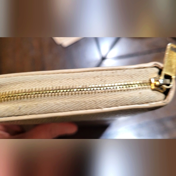 Celine Long Zippy Wallet GOLD - EUC - Picture 8 of 9